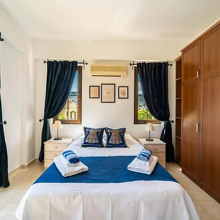 Azure With Sea View In Apartamento Kalkan