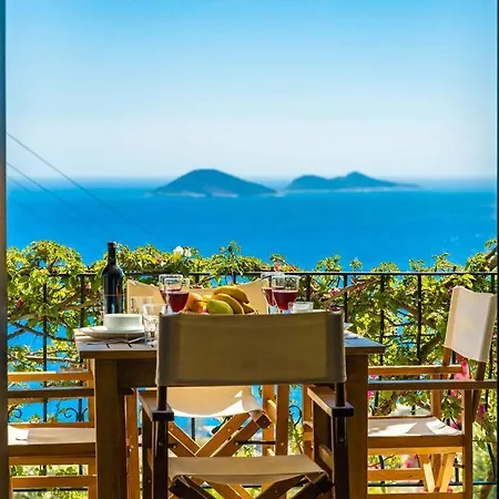 Azure With Sea View In Lejlighed